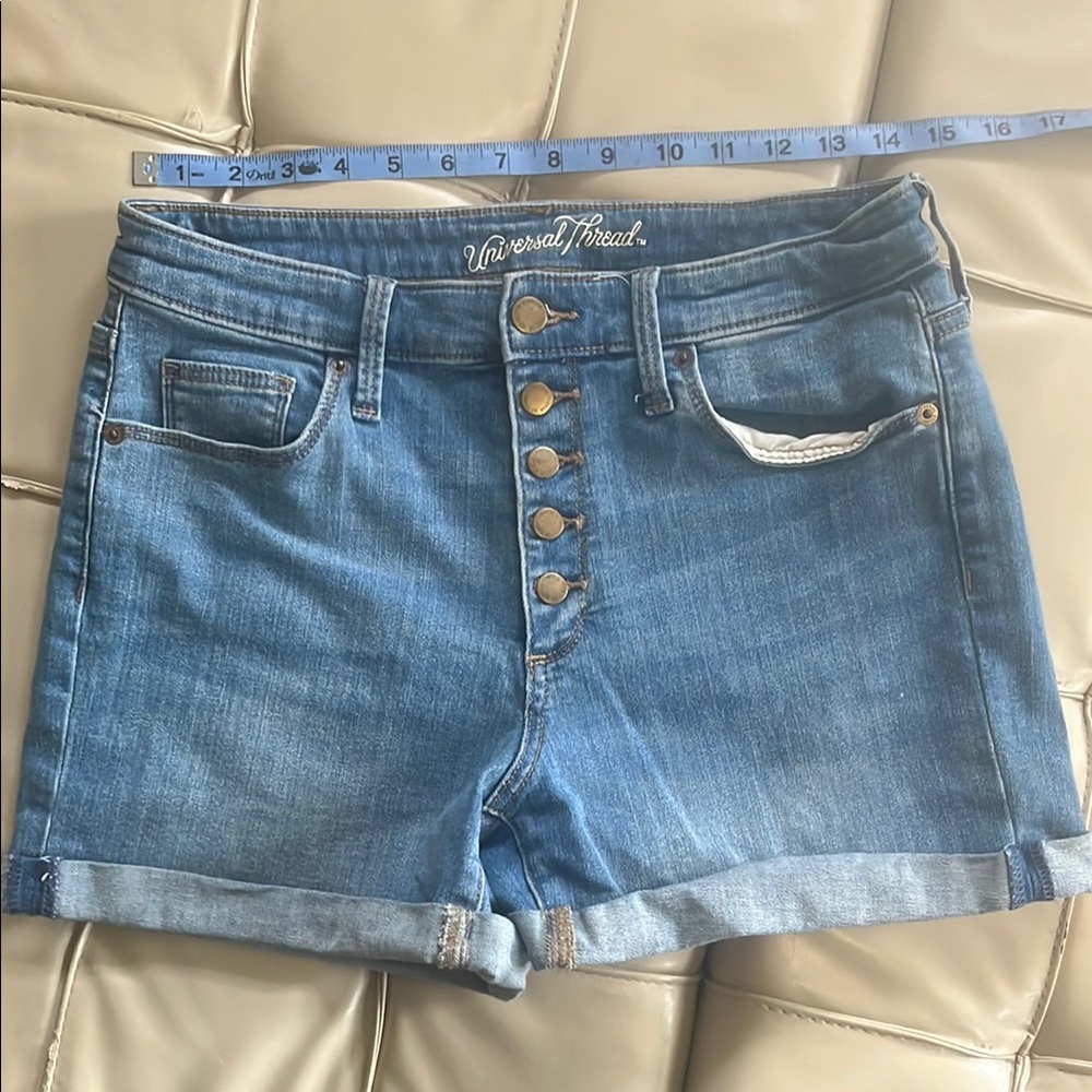 Universal Thread Women's Blue Denim Shorts